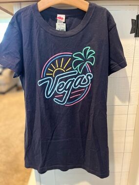 Las Vegas T Shirt Neon Lights women's size medium NWT